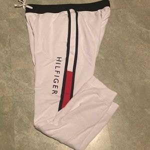 Mens - Tommy Hilfiger Joggers. Size Medium